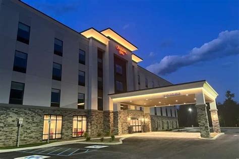 Stay at this business-friendly motel in Wurtsboro. . Hampton inn monticello ny